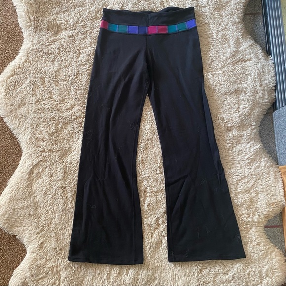 Lululemon reversible groove pants - Picture 2 of 9